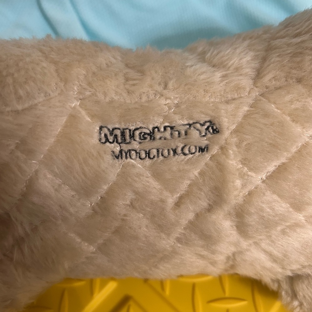 ✨ Mighty Angry Bunny Plush – Quilted Grumpy Rabbit – Whimsigoth / Alt Decor - Picture 4 of 6